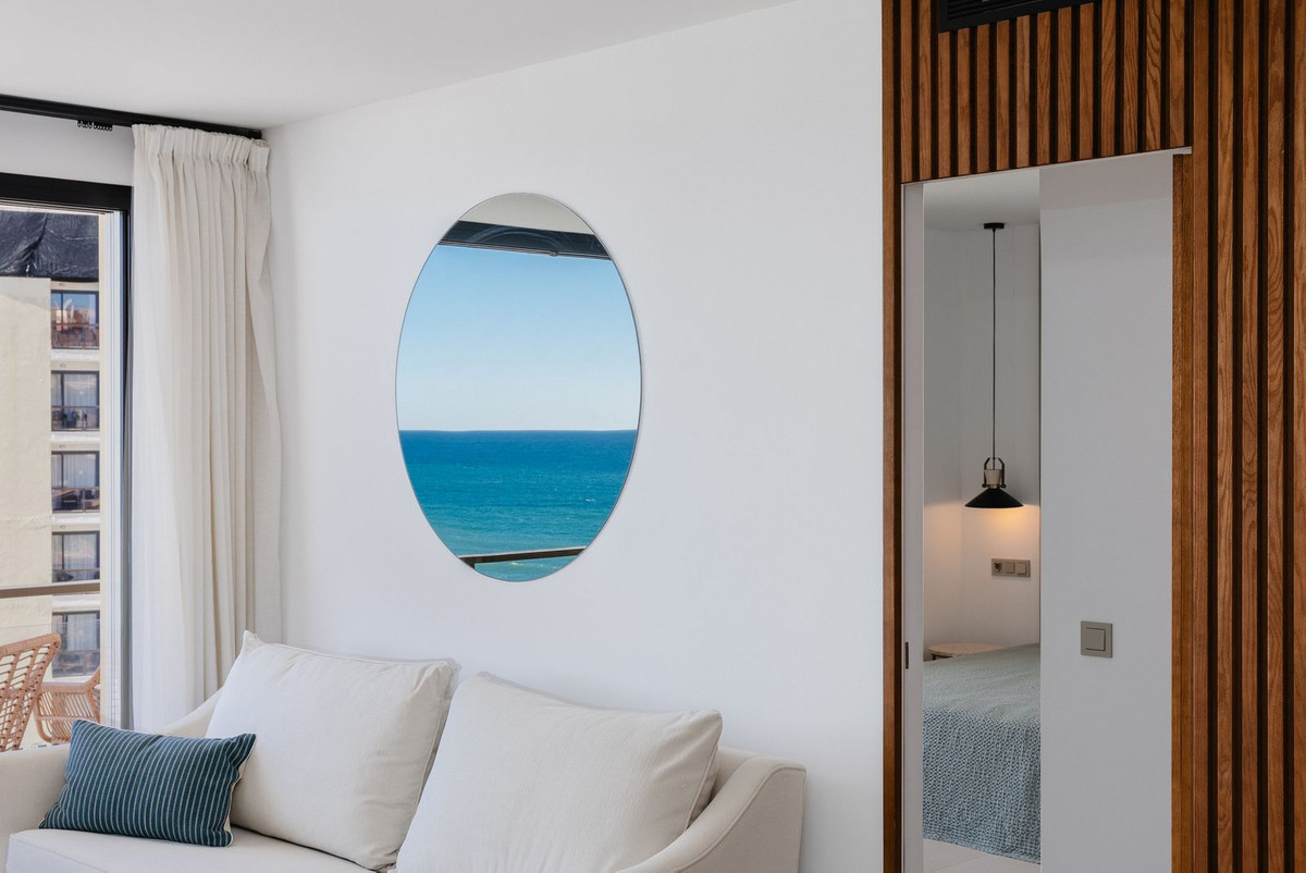 2 Bed Apartment for sale in Fuengirola Costa Del Sol, Málaga, Spain