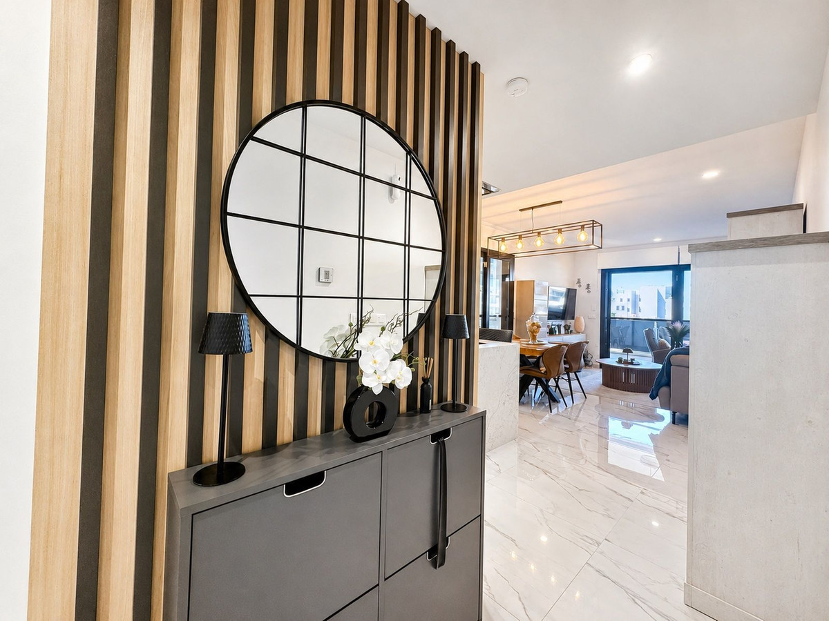 Se vende Apartamento Planta Media de 2 dormitorios en Costa Blanca, Alicante, España