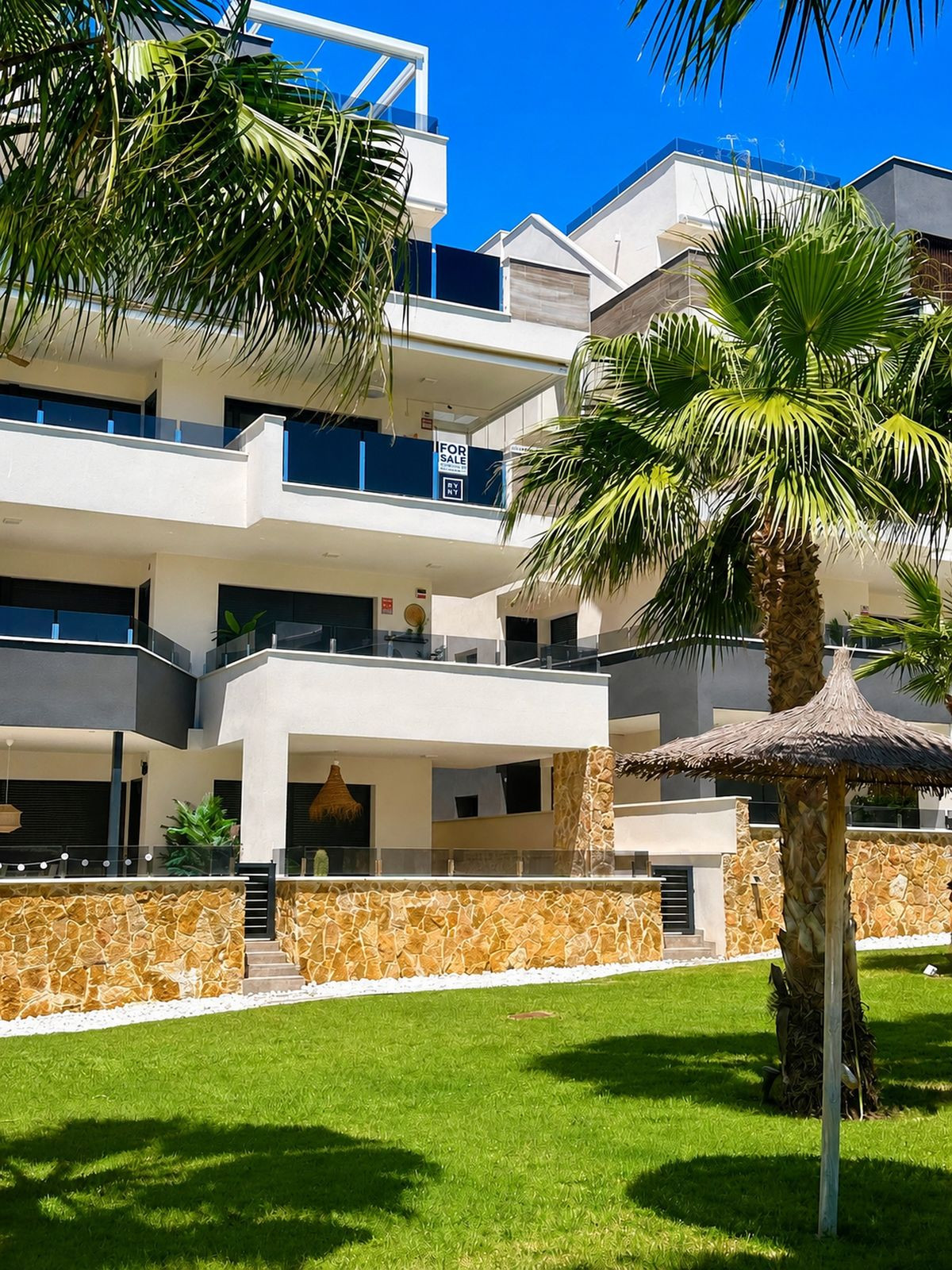 Se vende Apartamento Planta Media de 2 dormitorios en Costa Blanca, Alicante, España