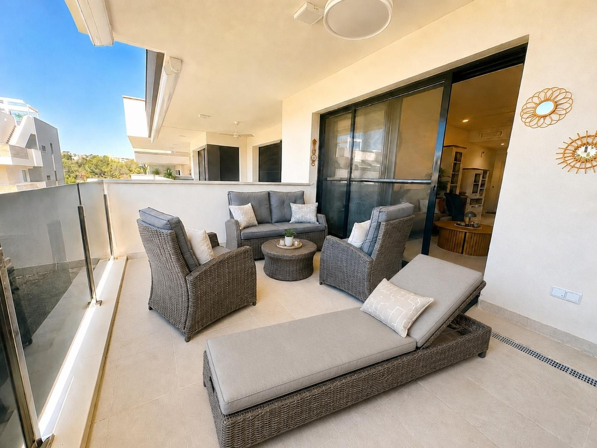 Se vende Apartamento Planta Media de 2 dormitorios en Costa Blanca, Alicante, España