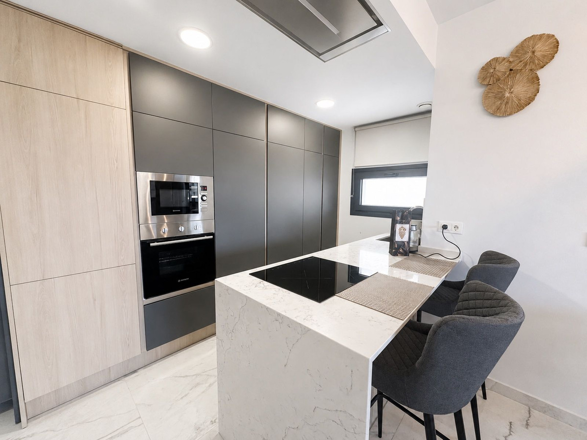 Se vende Apartamento Planta Media de 2 dormitorios en Costa Blanca, Alicante, España