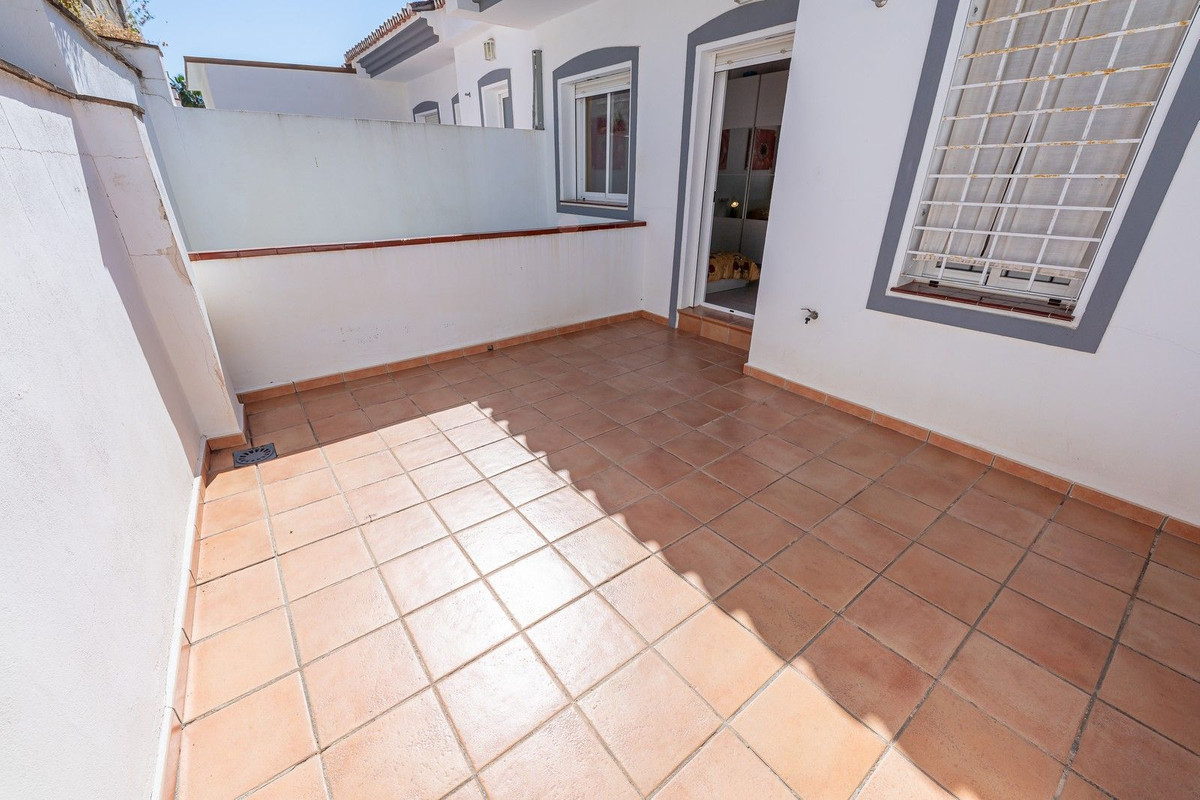 3 Bed Townhouse for sale in Coín Costa Del Sol, Málaga, Spain