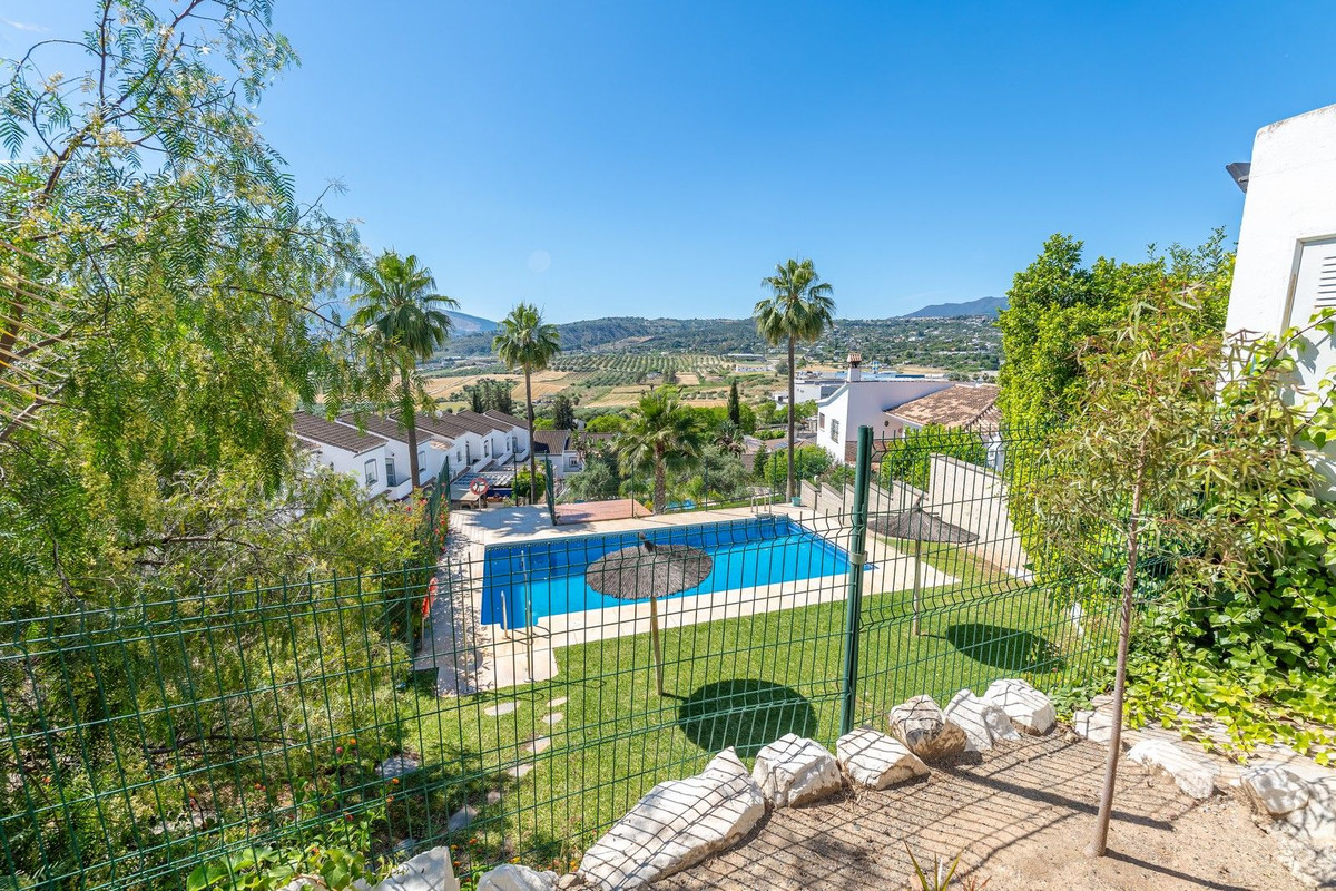 3 Bed Townhouse for sale in Coín Costa Del Sol, Málaga, Spain