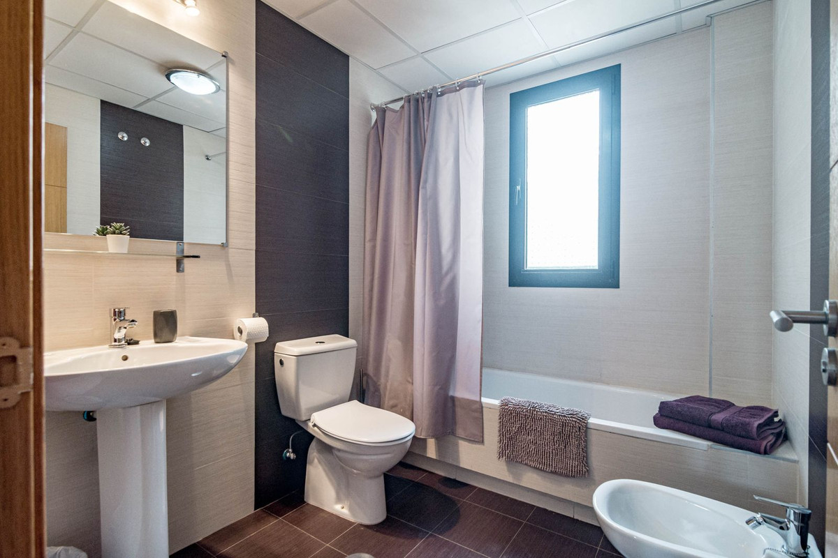 2 Bed Apartment for sale in Selwo Costa Del Sol, Málaga, Spain