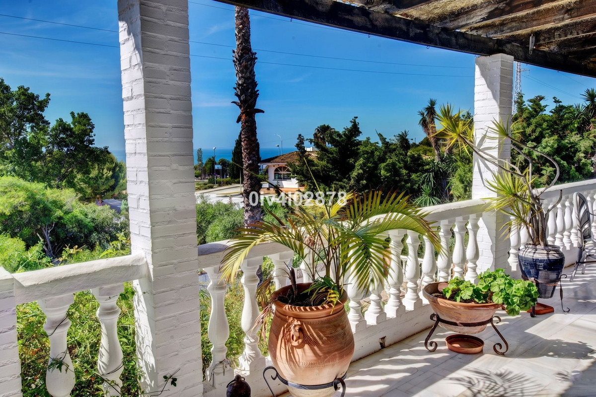 Se vende Villa - Chalet de 5 dormitorios en Costa Del Sol, Málaga, España