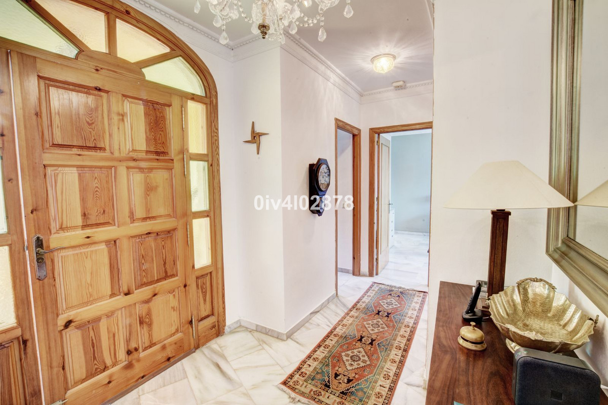 Se vende Villa - Chalet de 5 dormitorios en Costa Del Sol, Málaga, España