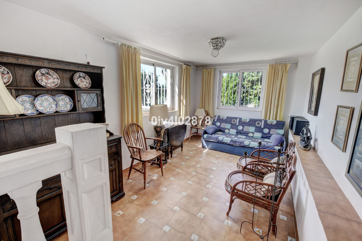 Se vende Villa - Chalet de 5 dormitorios en Costa Del Sol, Málaga, España
