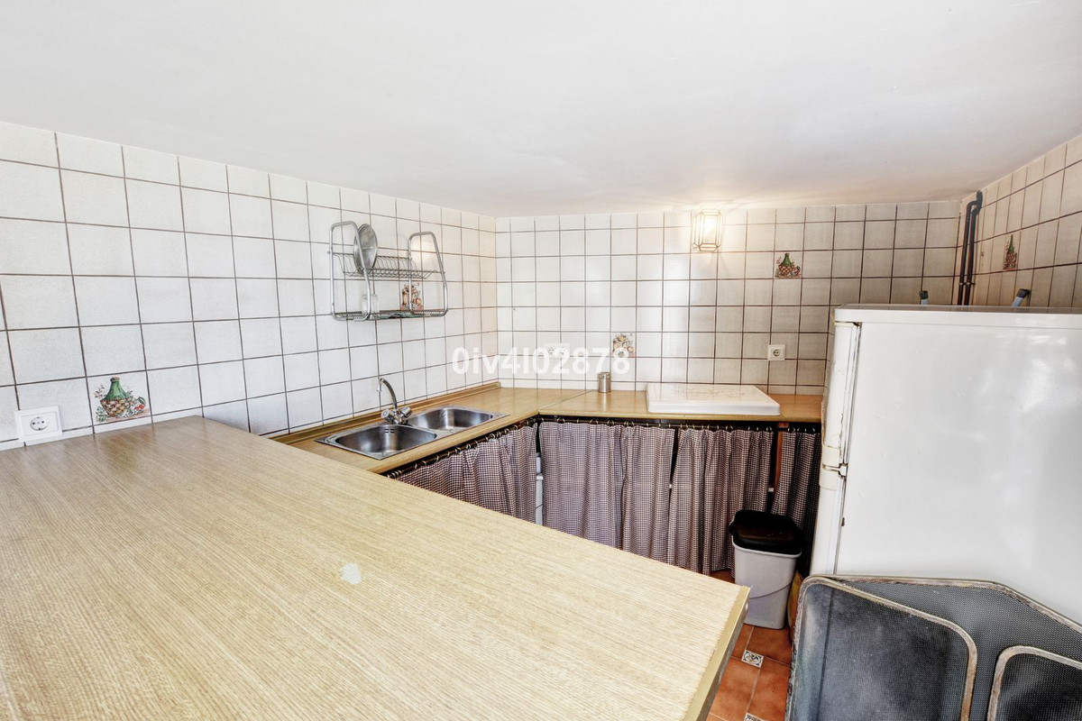 Se vende Villa - Chalet de 5 dormitorios en Costa Del Sol, Málaga, España