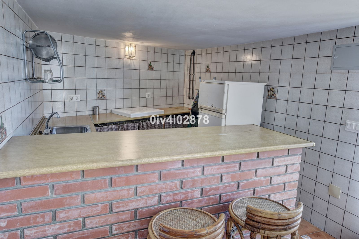 Se vende Villa - Chalet de 5 dormitorios en Costa Del Sol, Málaga, España