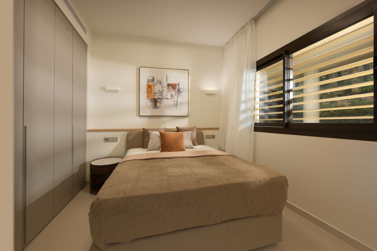 2 Bed Apartment for sale in Fuengirola Costa Del Sol, Málaga, Spain