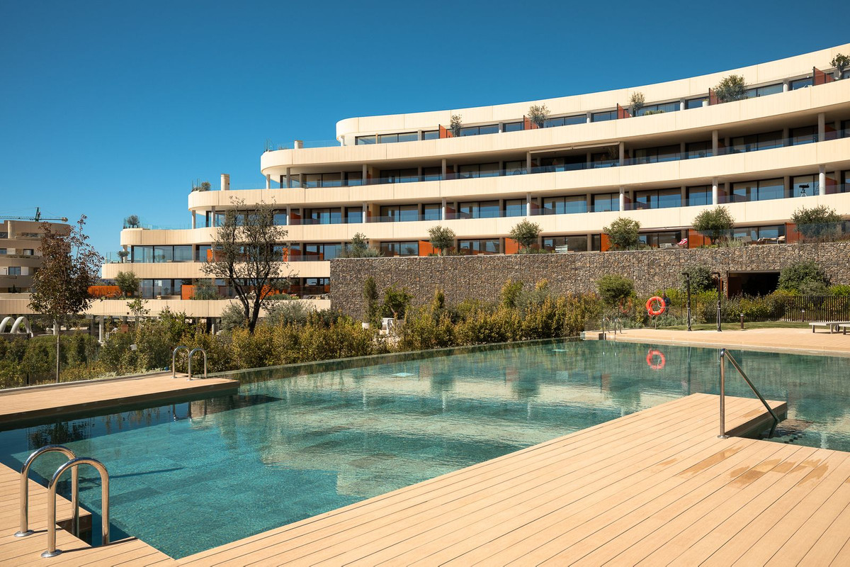 2 Bed Apartment for sale in Fuengirola Costa Del Sol, Málaga, Spain