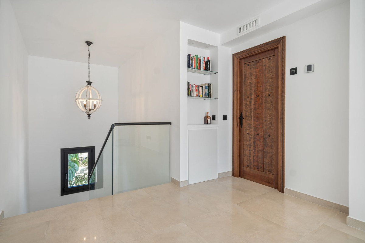 4 Bed Townhouse for sale in Marbesa Costa Del Sol, Málaga, Spain
