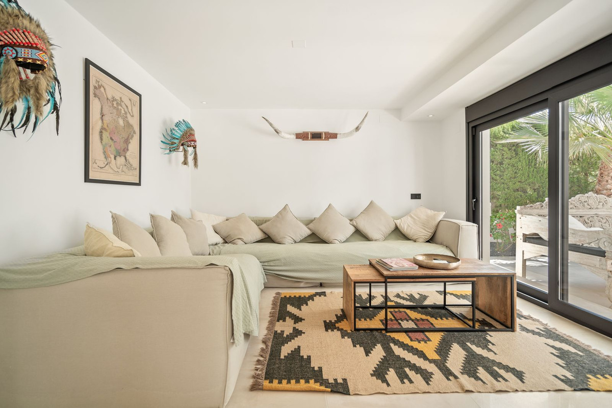 4 Bed Townhouse for sale in Marbesa Costa Del Sol, Málaga, Spain