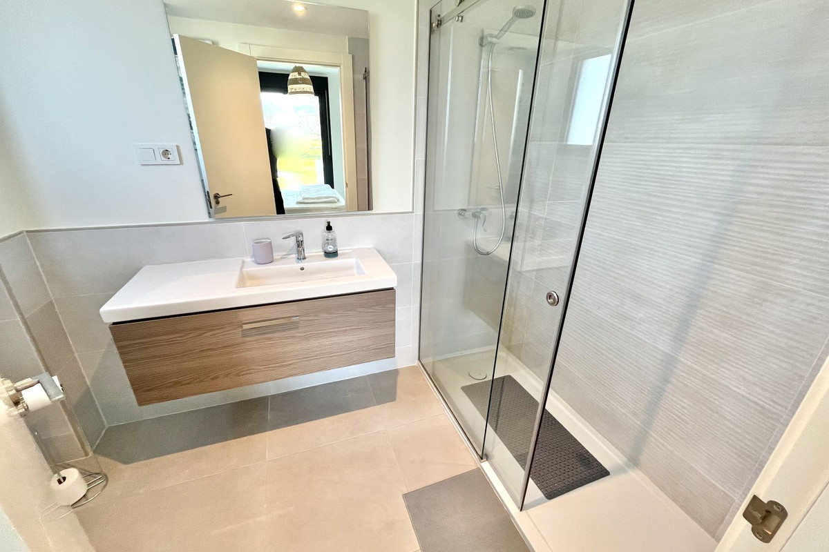 3 Bed Apartment for sale in La Cala De Mijas Costa Del Sol, Málaga, Spain