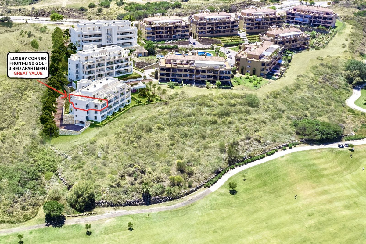 3 Bed Apartment for sale in La Cala De Mijas Costa Del Sol, Málaga, Spain