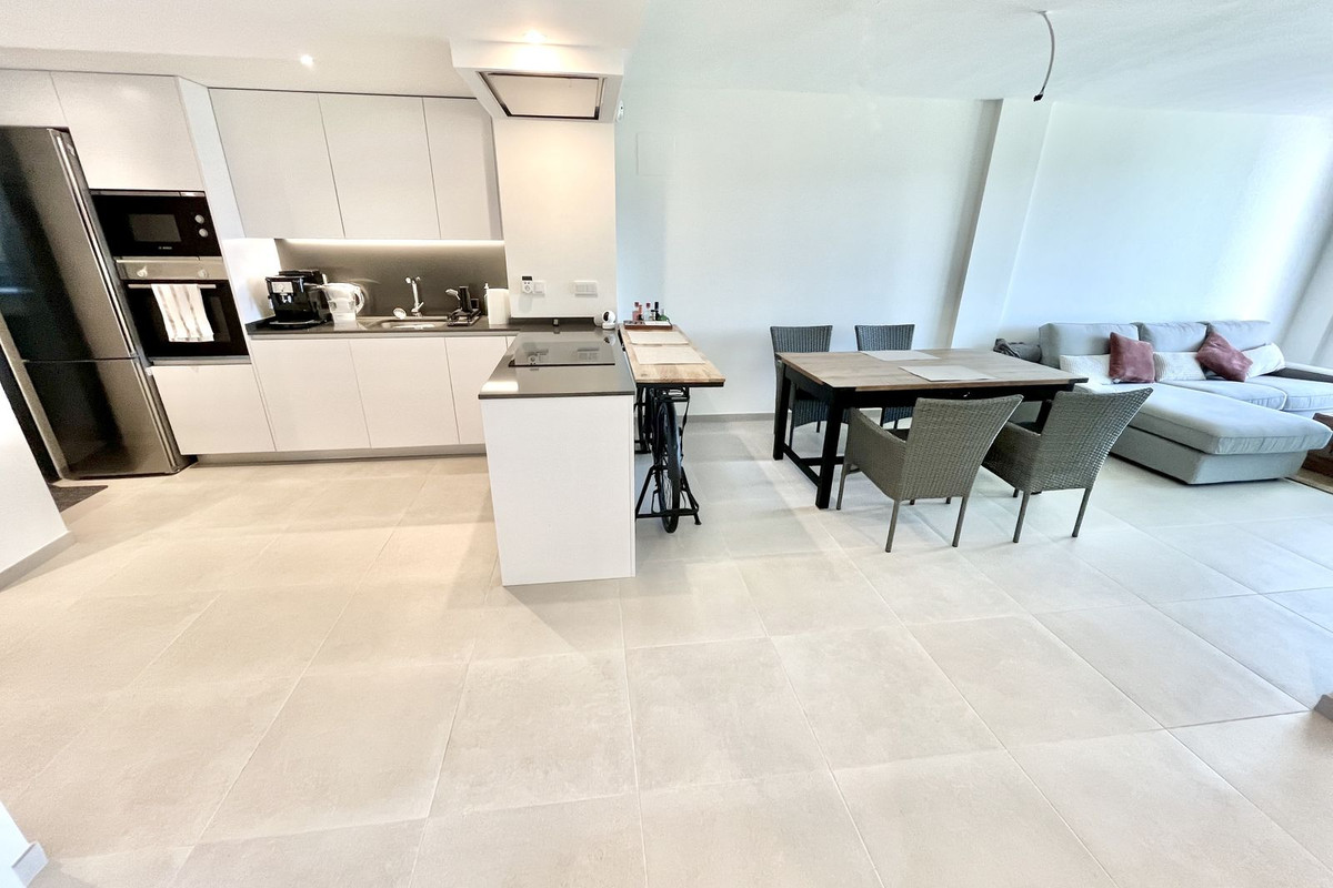 3 Bed Apartment for sale in La Cala De Mijas Costa Del Sol, Málaga, Spain