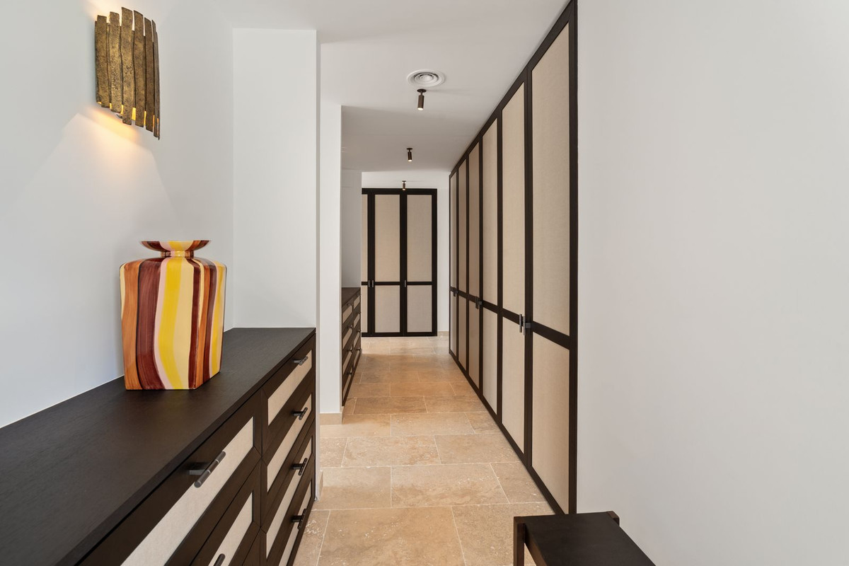 Se vende Villa - Chalet de 5 dormitorios en Costa Del Sol, Málaga, España