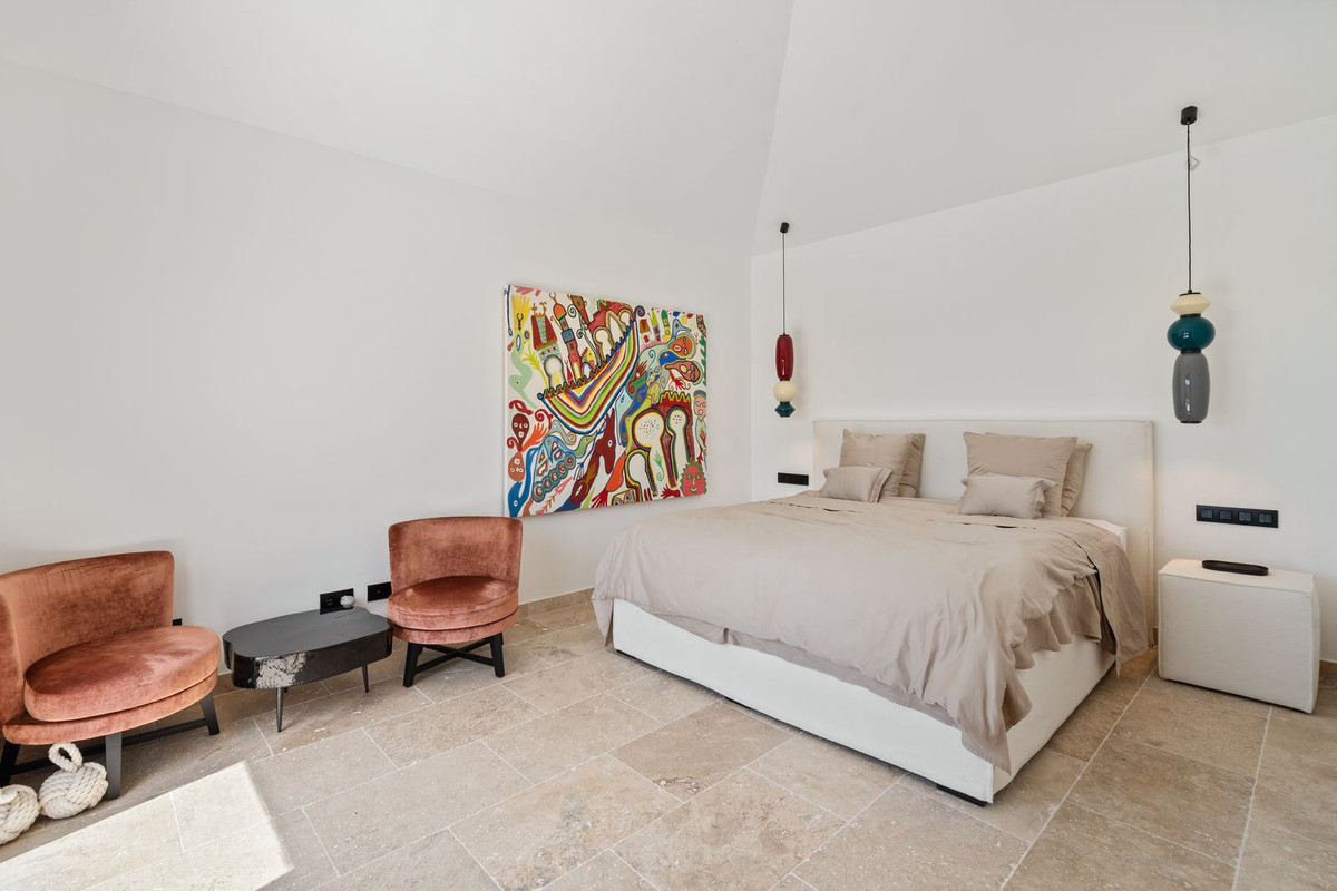 Se vende Villa - Chalet de 5 dormitorios en Costa Del Sol, Málaga, España