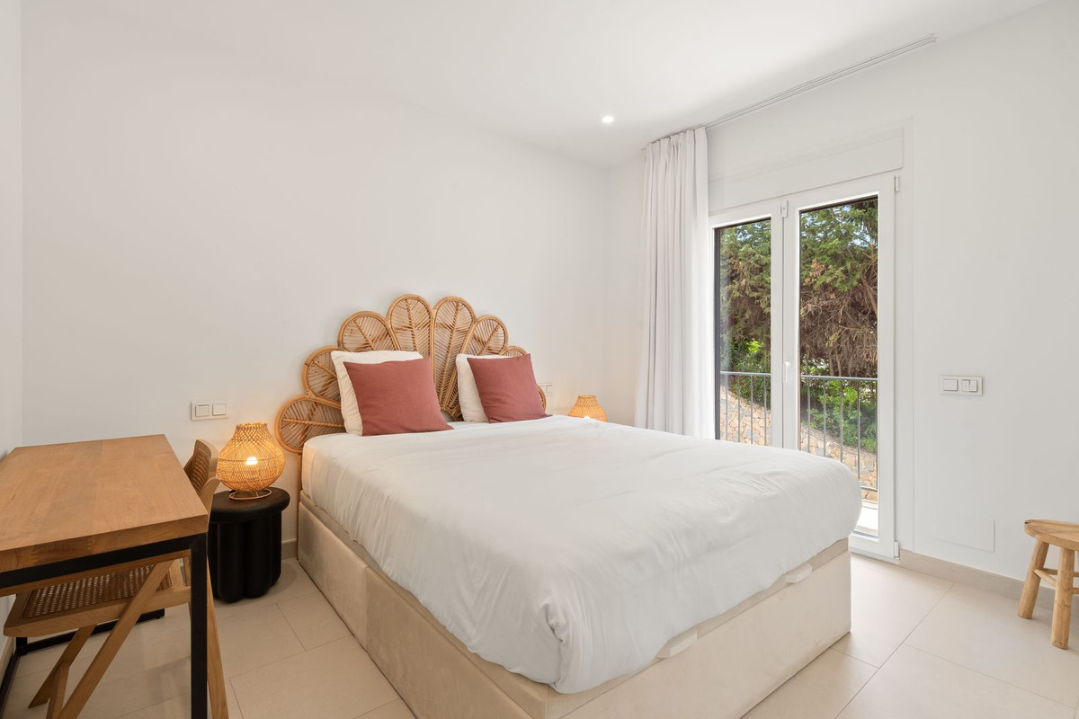 Se vende Villa - Chalet de 5 dormitorios en Costa Del Sol, Málaga, España