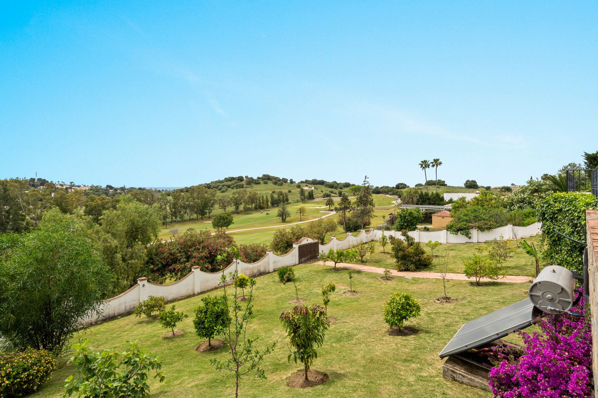 Se vende Villa - Chalet de 5 dormitorios en Costa Del Sol, Málaga, España