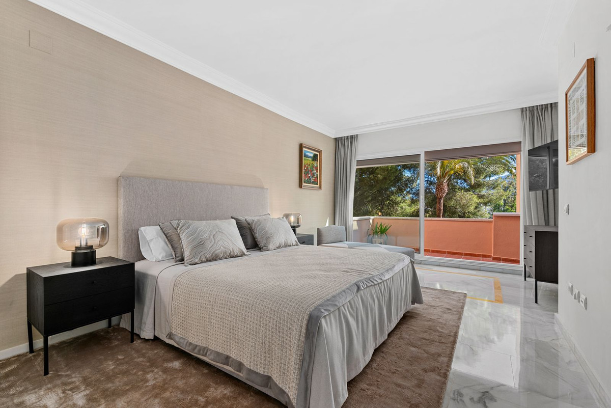 Se vende Apartamento Planta Media de 3 dormitorios en Costa Del Sol, Málaga, España