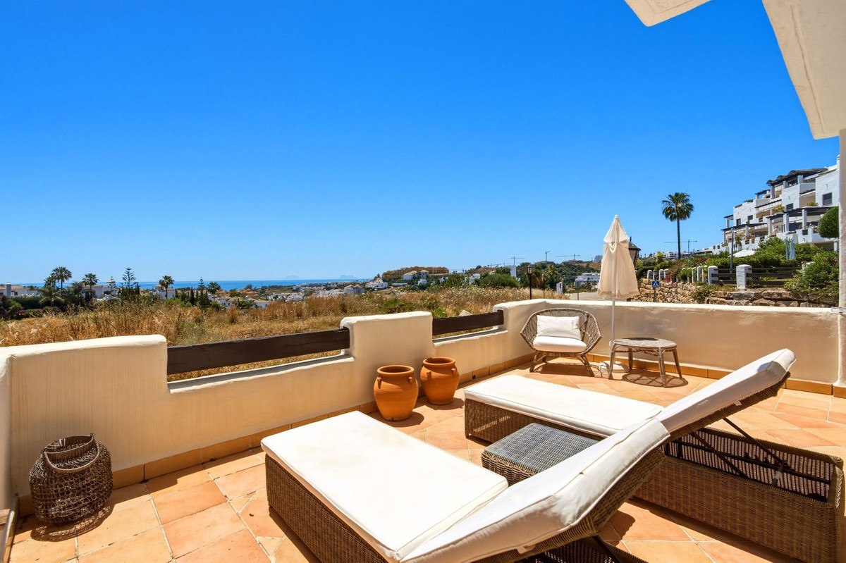 3 Bed Townhouse for sale in Estepona Costa Del Sol, Málaga, Spain