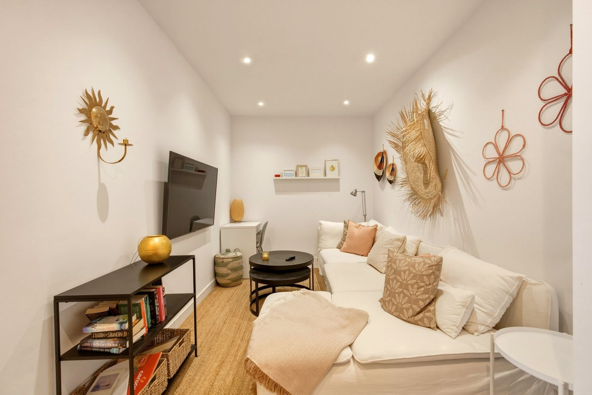 3 Bed Townhouse for sale in Estepona Costa Del Sol, Málaga, Spain