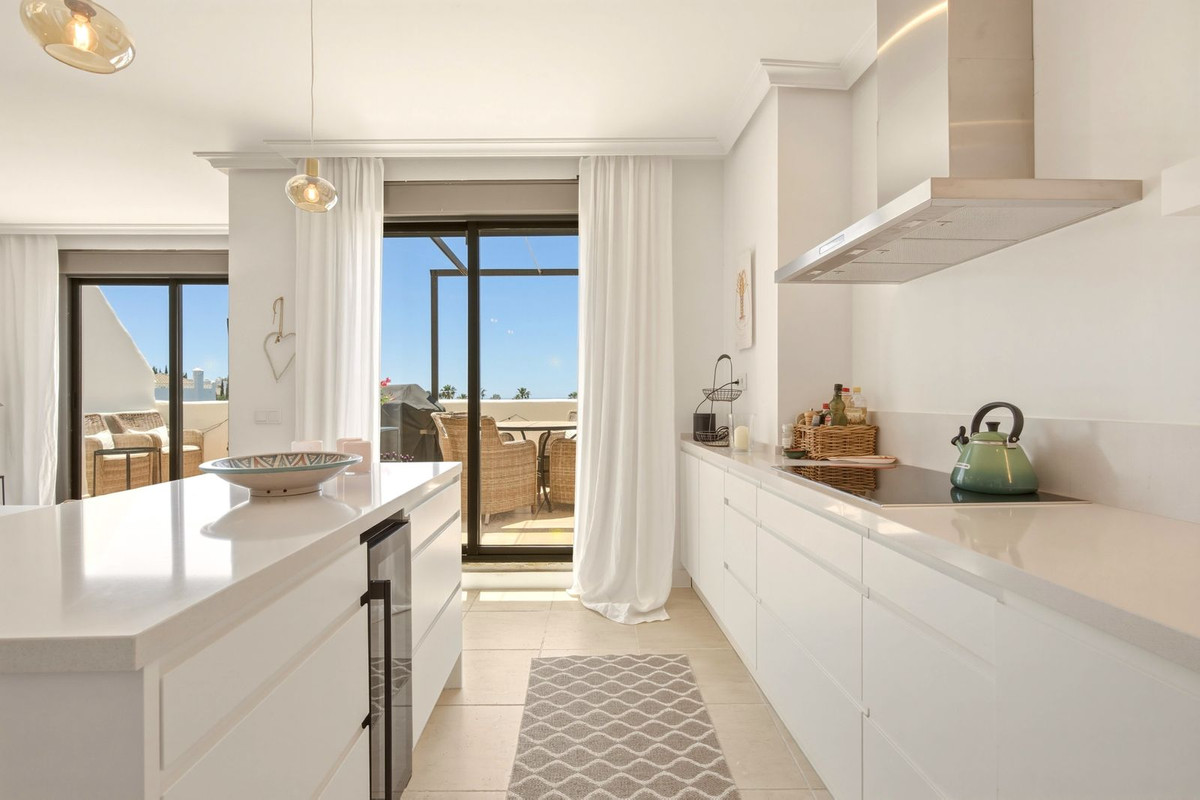 3 Bed Townhouse for sale in Estepona Costa Del Sol, Málaga, Spain