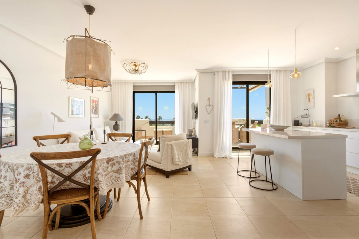 3 Bed Townhouse for sale in Estepona Costa Del Sol, Málaga, Spain