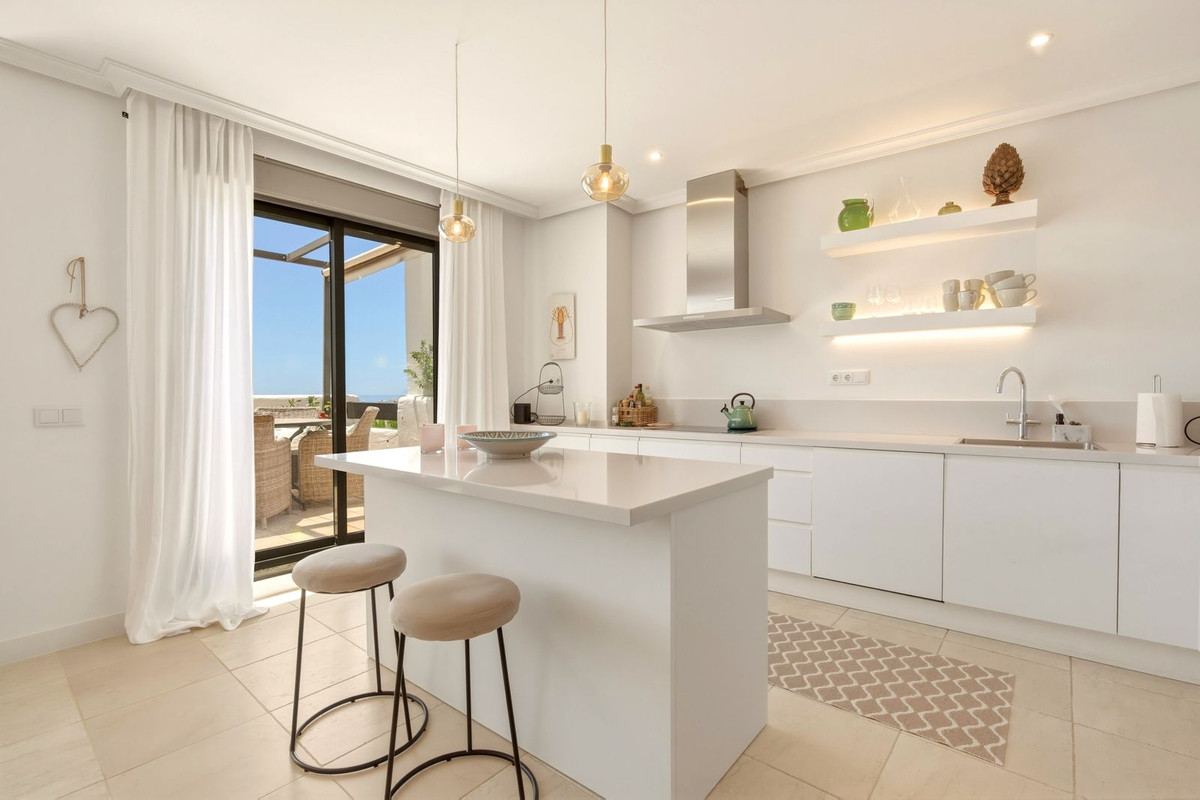 3 Bed Townhouse for sale in Estepona Costa Del Sol, Málaga, Spain