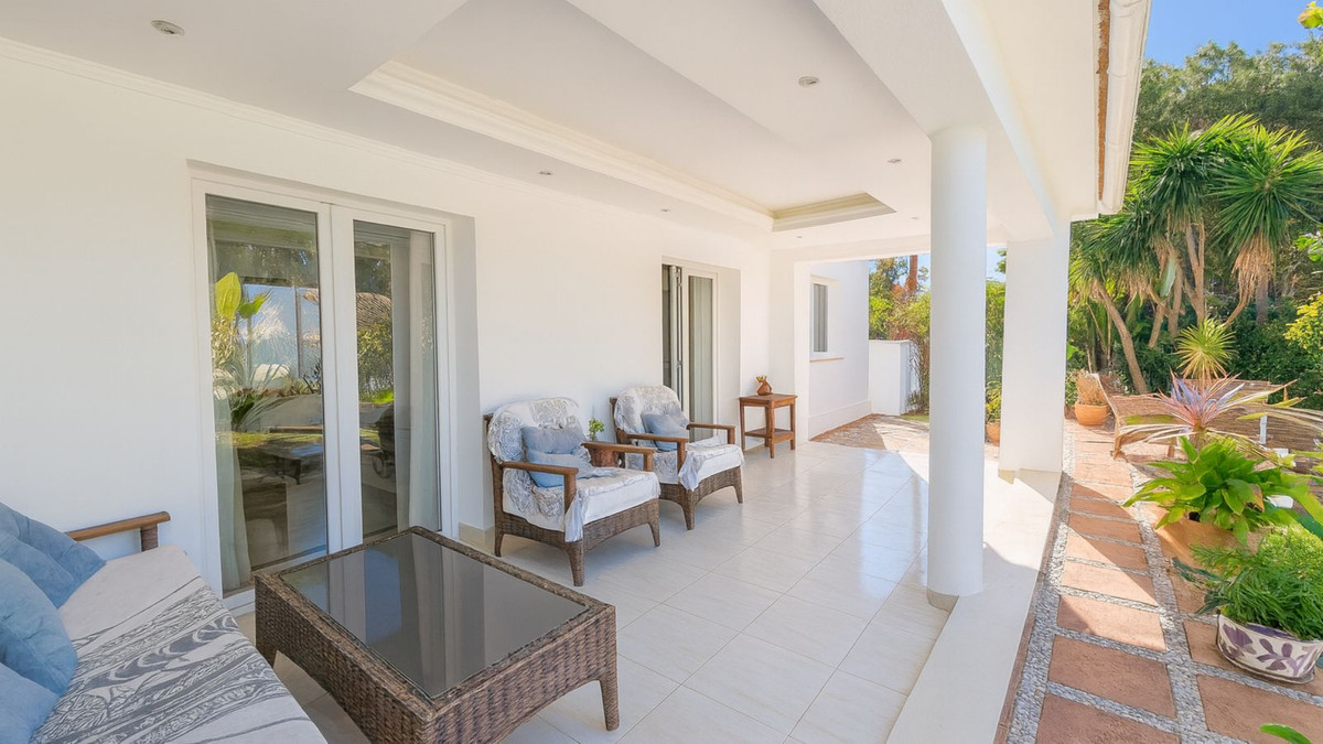 4 Bed Townhouse for sale in El Rosario Costa Del Sol, Málaga, Spain