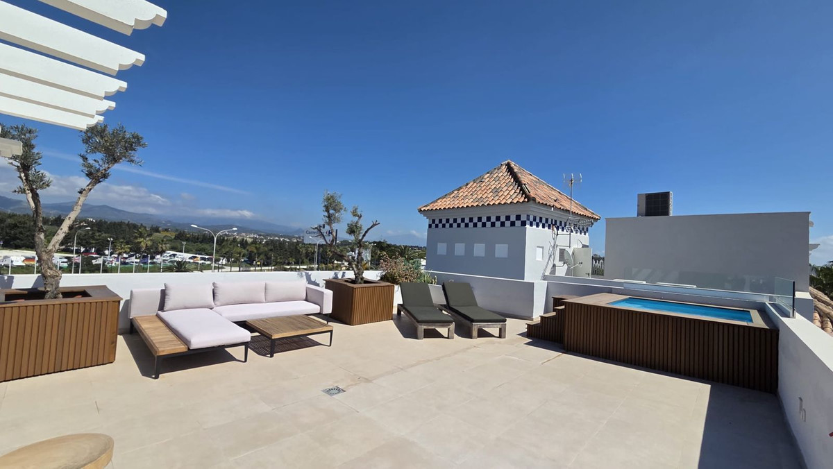 Se vende Ático de 2 dormitorios en Costa Del Sol, Málaga, España