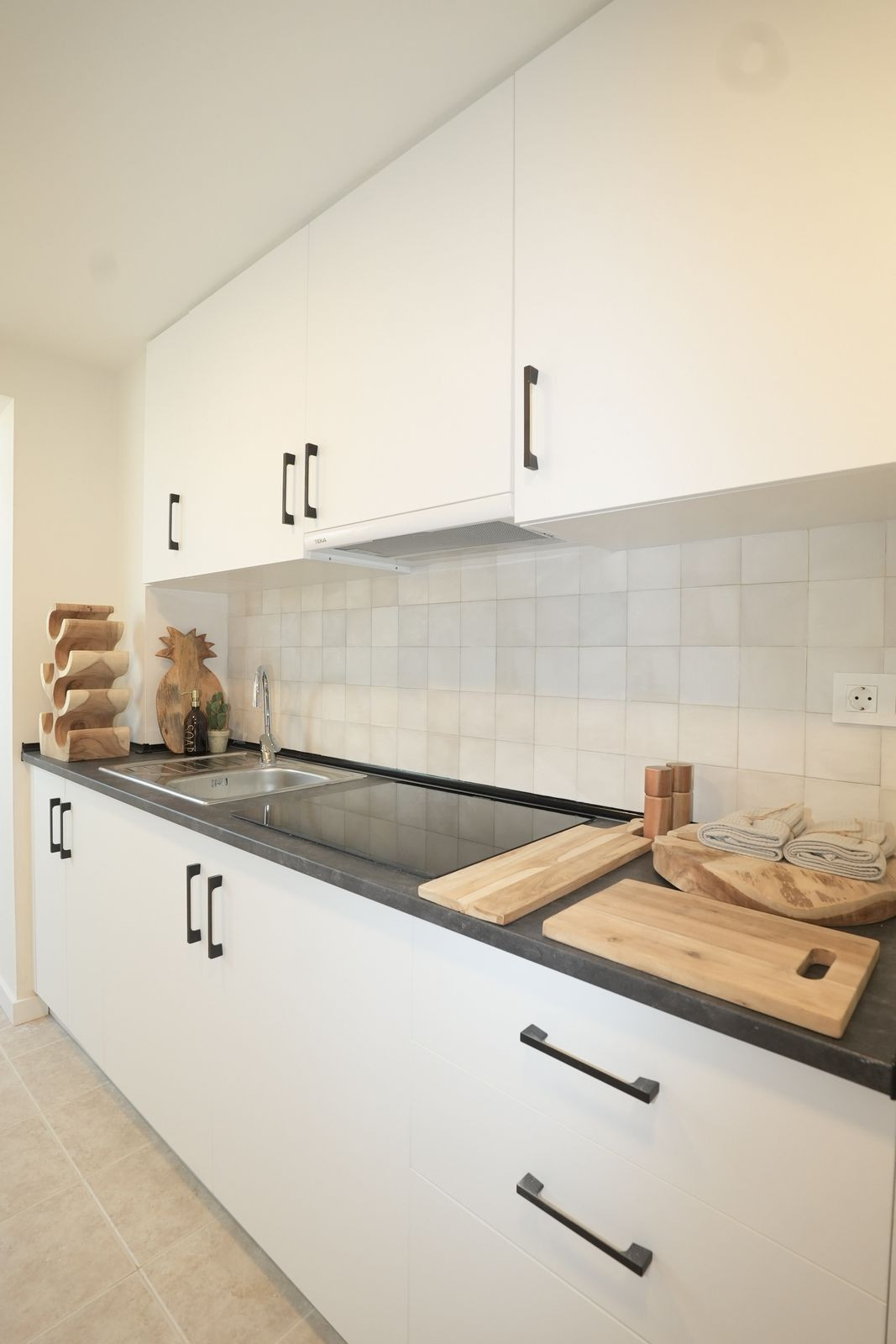 2 Bed Apartment for sale in Casares Costa Del Sol, Málaga, Spain
