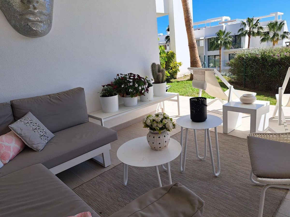 3 Bed Apartment for sale in Benahavís Costa Del Sol, Málaga, Spain