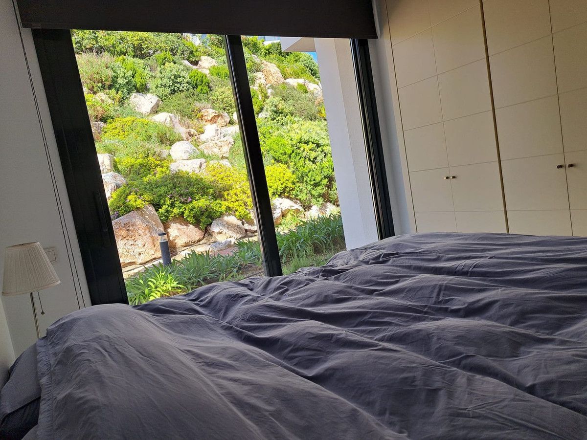 3 Bed Apartment for sale in Benahavís Costa Del Sol, Málaga, Spain
