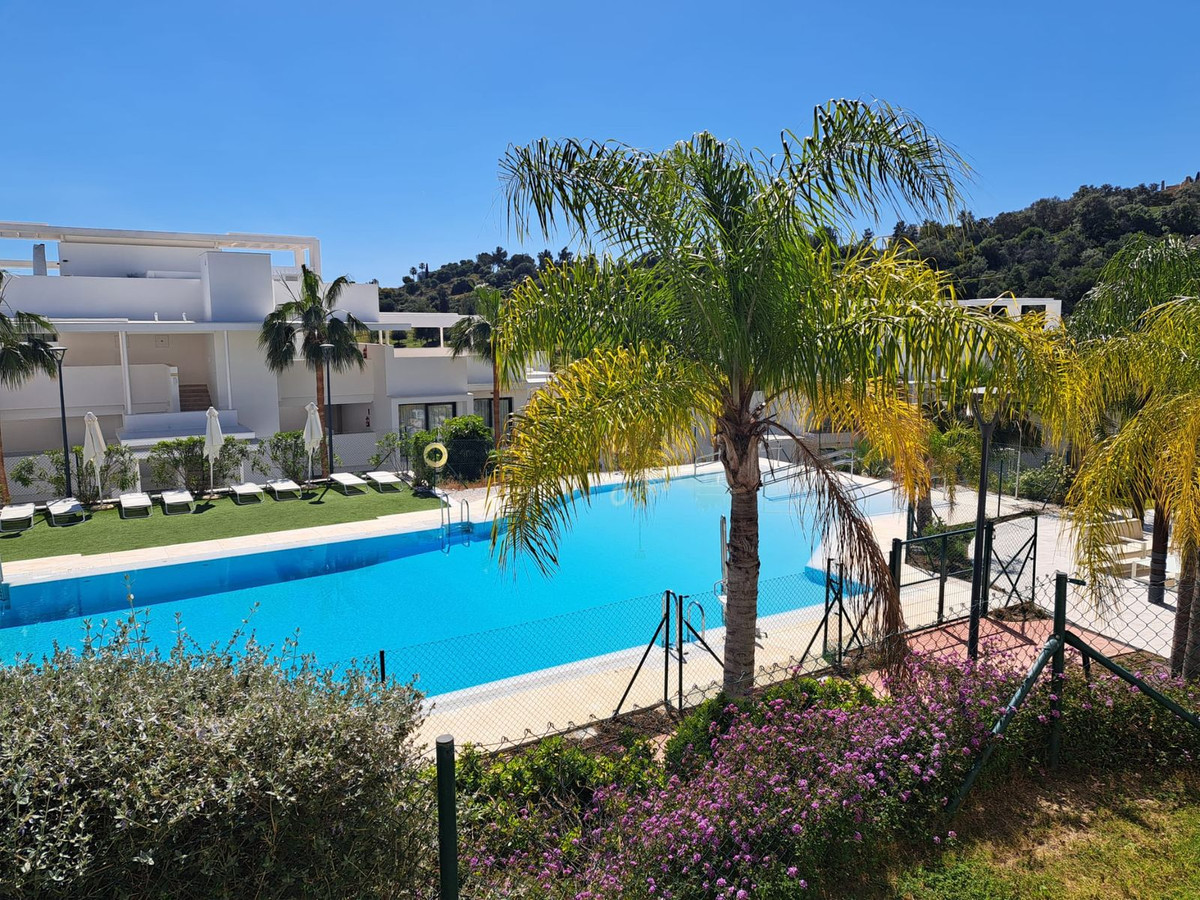 3 Bed Apartment for sale in Benahavís Costa Del Sol, Málaga, Spain