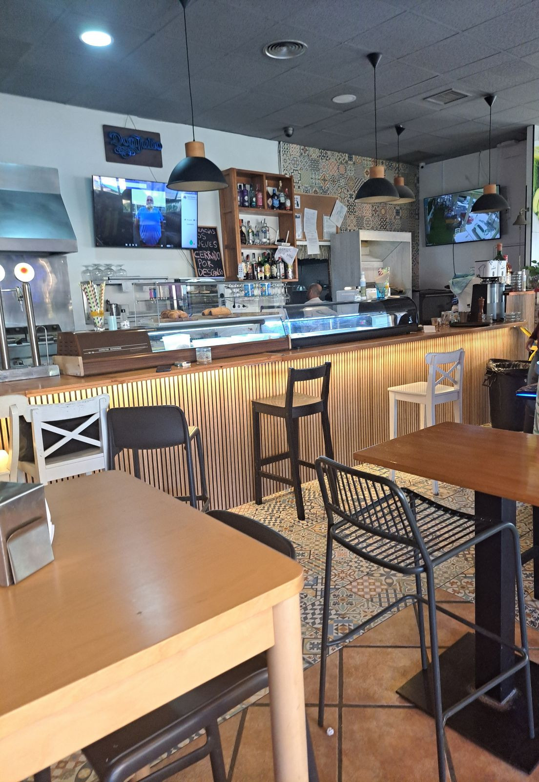 Commercial unit for sale in Marbella Costa Del Sol, Málaga, Spain