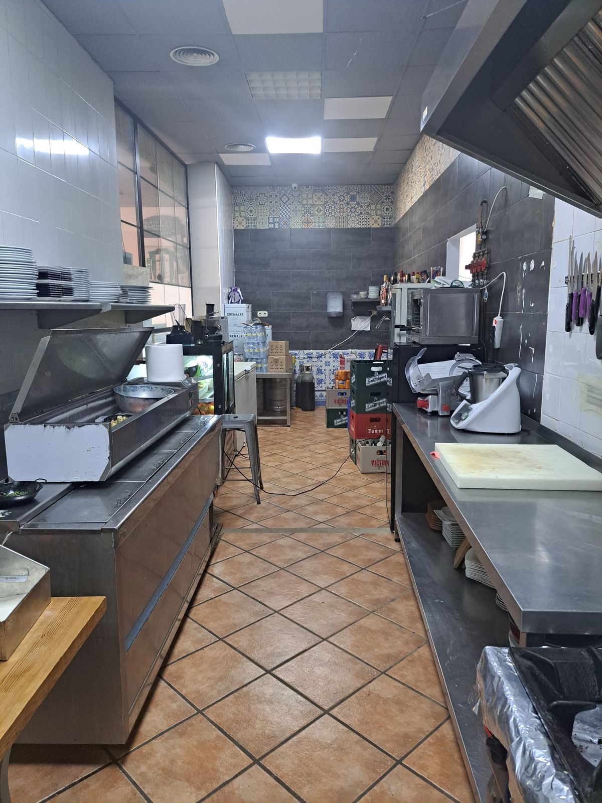Commercial unit for sale in Marbella Costa Del Sol, Málaga, Spain