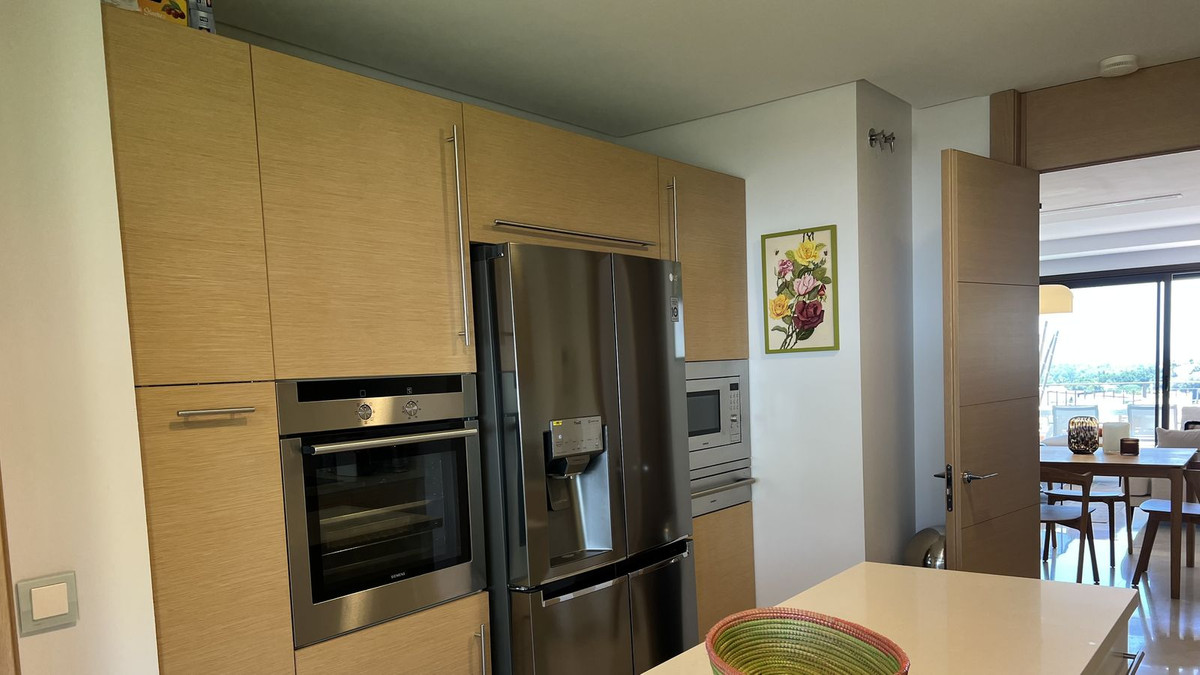 3 Bed Apartment for sale in La Quinta Costa Del Sol, Málaga, Spain