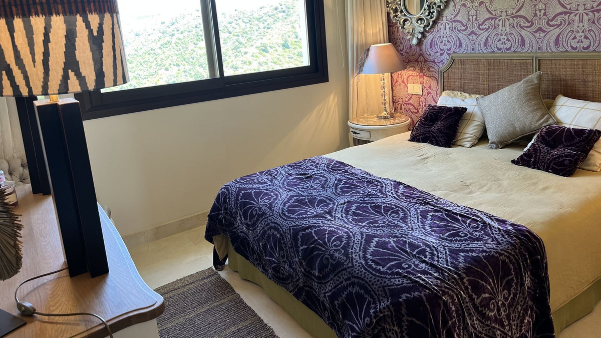 3 Bed Apartment for sale in La Quinta Costa Del Sol, Málaga, Spain