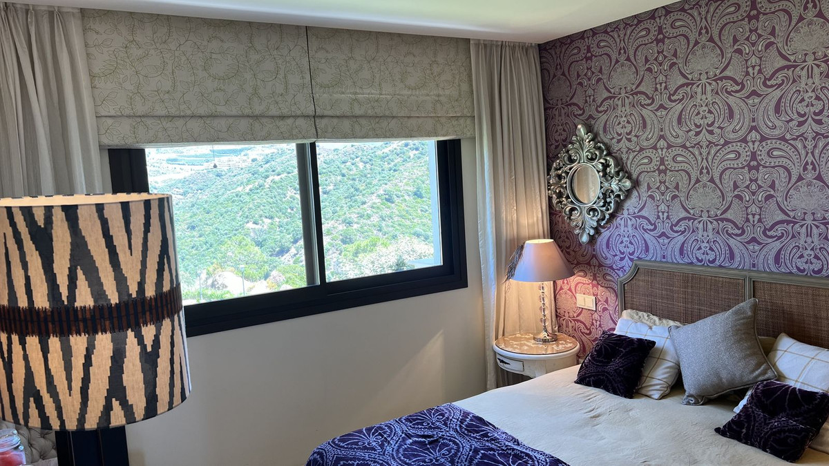 3 Bed Apartment for sale in La Quinta Costa Del Sol, Málaga, Spain