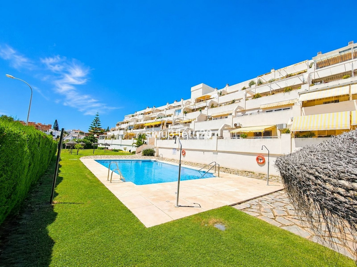1 Bed Apartment for sale in Fuengirola Costa Del Sol, Málaga, Spain