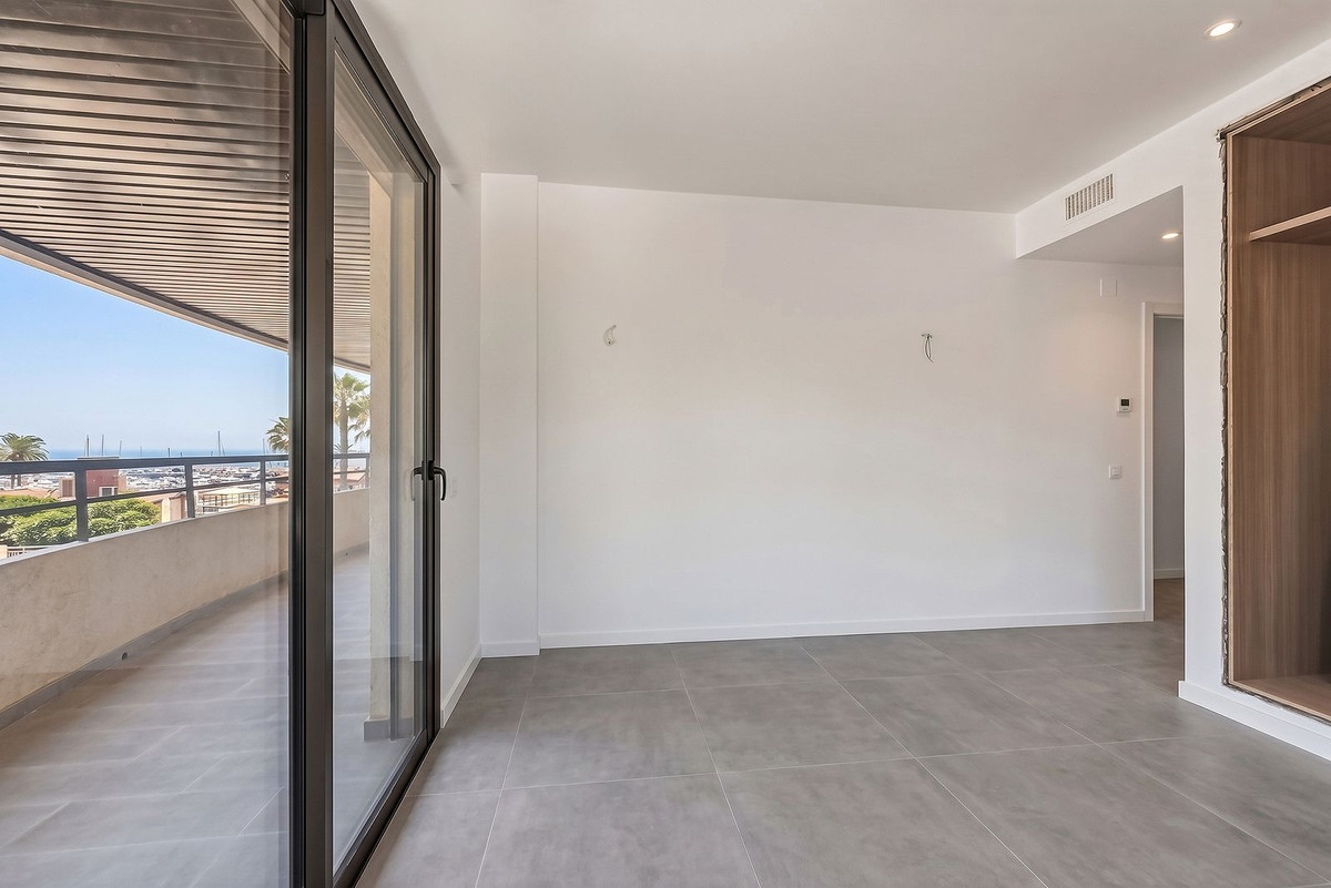 3 Bed Apartment for sale in Marbella Costa Del Sol, Málaga, Spain
