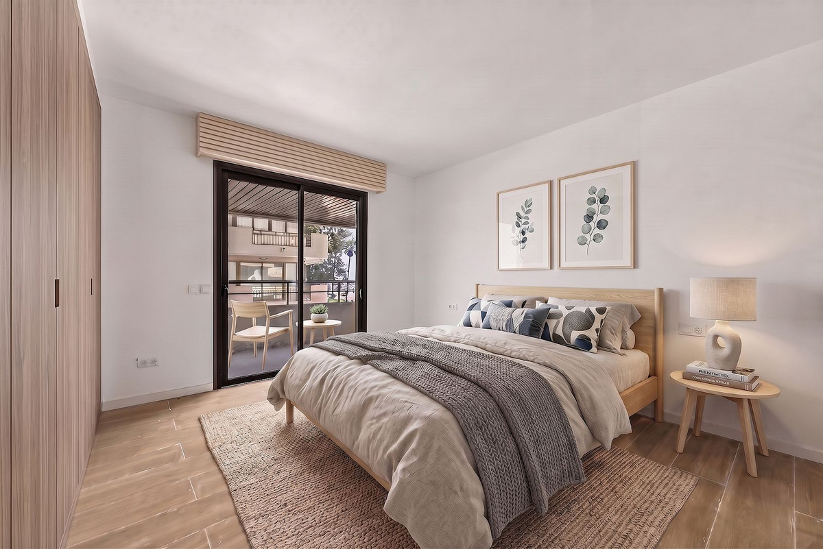 3 Bed Apartment for sale in Marbella Costa Del Sol, Málaga, Spain
