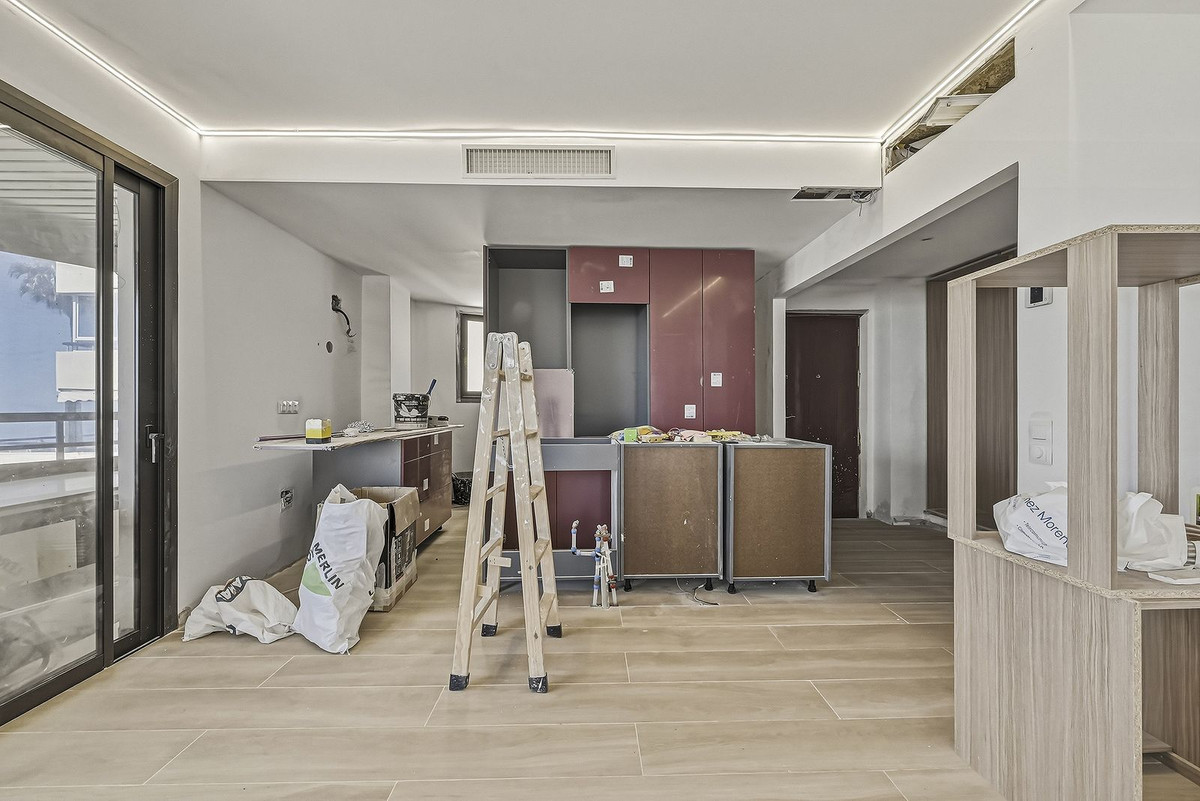 3 Bed Apartment for sale in Marbella Costa Del Sol, Málaga, Spain