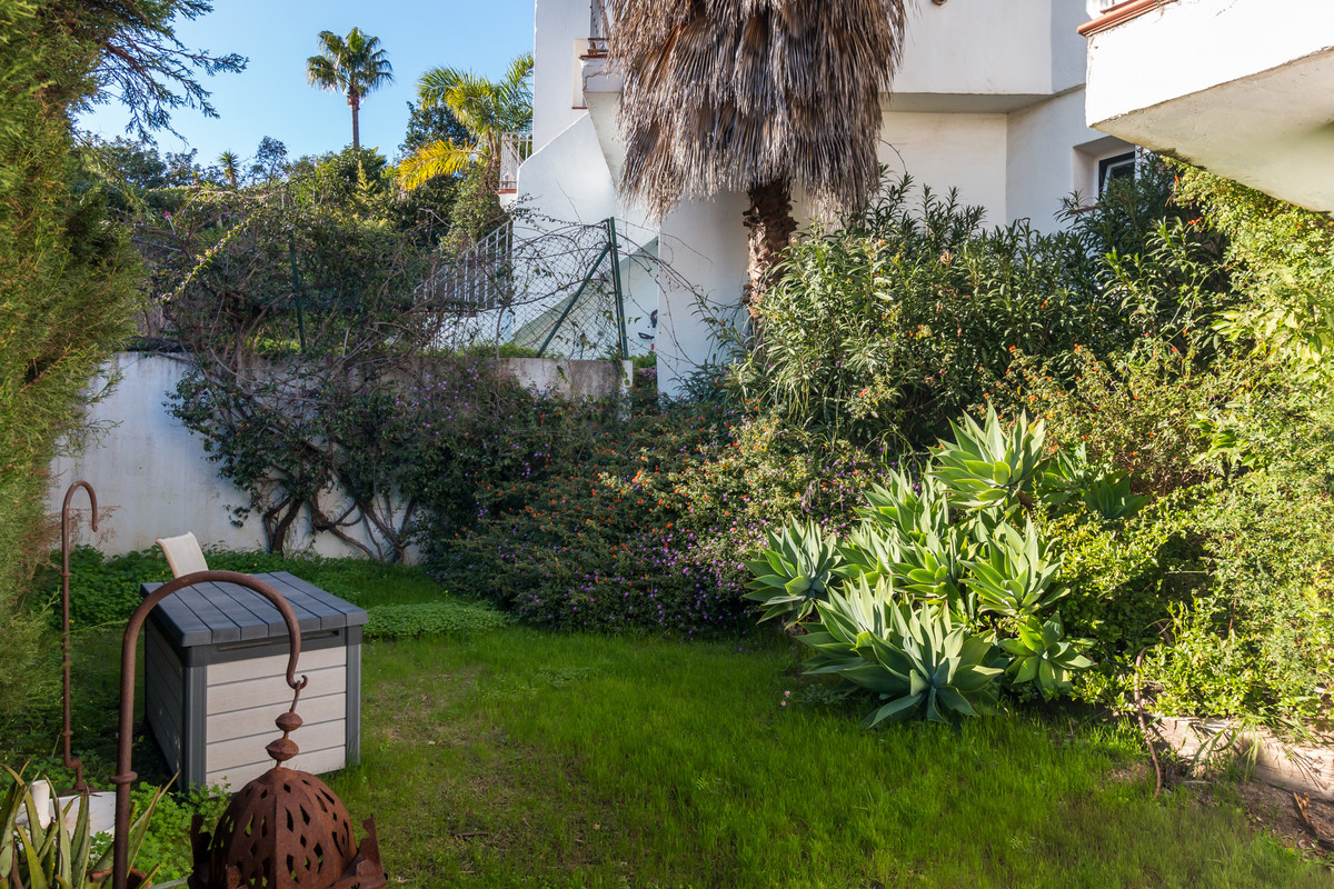 3 Bed Townhouse for sale in Istán Costa Del Sol, Málaga, Spain
