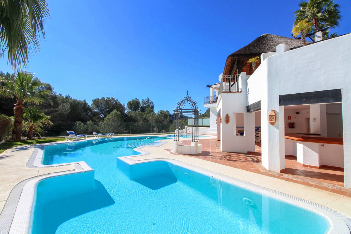 3 Bed Townhouse for sale in Istán Costa Del Sol, Málaga, Spain