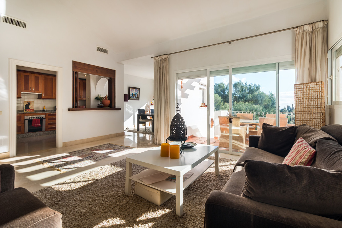 3 Bed Townhouse for sale in Istán Costa Del Sol, Málaga, Spain