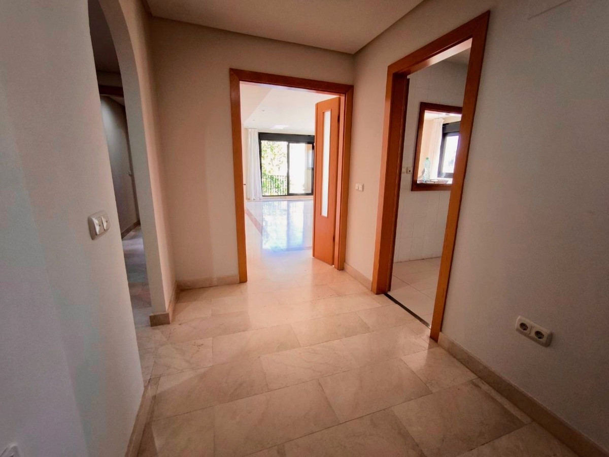 2 Bed Apartment for sale in Puerto Banús Costa Del Sol, Málaga, Spain
