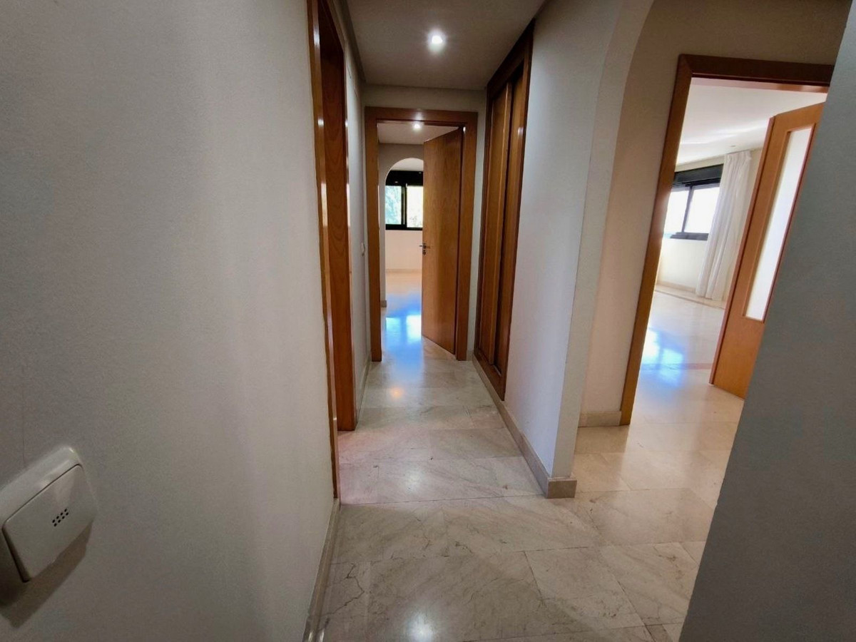 2 Bed Apartment for sale in Puerto Banús Costa Del Sol, Málaga, Spain